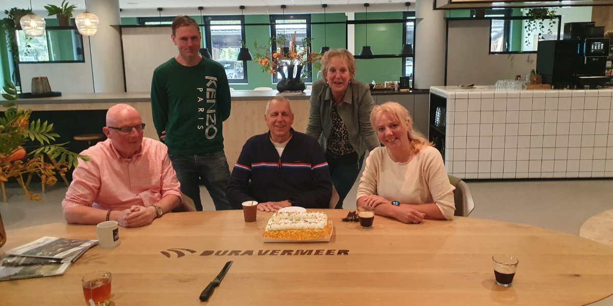 Dura Vermeer stapt met Solidbricks naar de cloud: projectmanager Sylvia neemt je mee door de transitie! cover